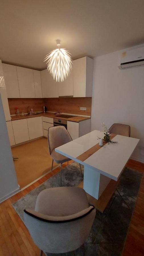 Villa Tara - Sarajevo Center ภายนอก รูปภาพ